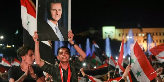 Assad-Anhänger in Damaskus Assad-Anhänger in Damaskus