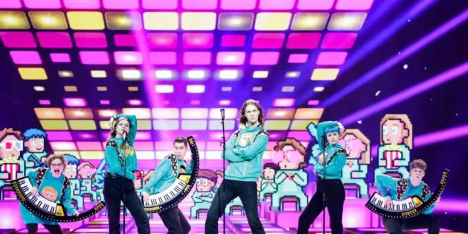 Die Band Dadi og Gagnamagnid aus Island kann in Rotterdam nicht mehr live auftreten. Foto: Thomas Hanses/EBU/dpa Die Band Dadi og Gagnamagnid aus Island kann in Rotterdam nicht mehr live auftreten. Foto: Thomas Hanses/EBU/dpa