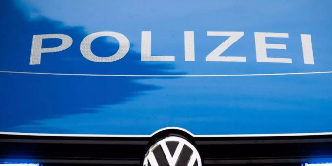 Die Polizei habe allein in Thüringen 27 Wohn- und Geschäftsräumen durchsucht. (Symbolbild). Foto: Lino Mirgeler/dpa Die Polizei habe allein in Thüringen 27 Wohn- und Geschäftsräumen durchsucht. (Symbolbild). Foto: Lino Mirgeler/dpa