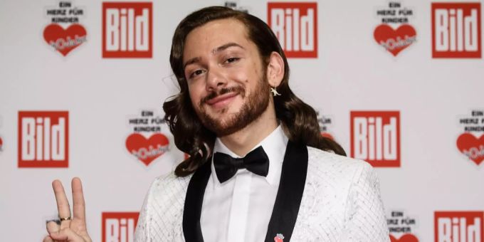 Entertainer und Influencer Riccardo Simonetti. Riccardo Simonetti