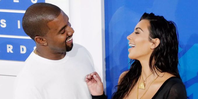 Hier ein Bild aus glücklichen Tagen: Kanye West und Kim Kardashian. Kim Kardashian
