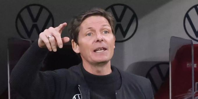 Hat in Wolfsburg noch einen Vertrag bis 2022: Trainer Oliver Glasner. Foto: Jan Woitas/dpa-Pool/dpa Hat in Wolfsburg noch einen Vertrag bis 2022: Trainer Oliver Glasner. Foto: Jan Woitas/dpa-Pool/dpa