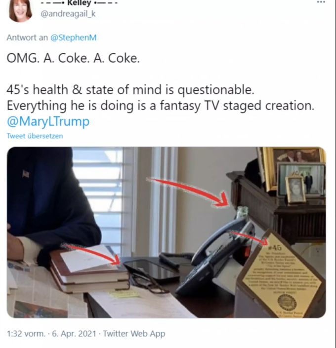 Das Foto der Cola-Flasche machte auf Twitter sofort die Runde. donald trump