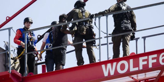 Das Verfahren gegen einen illegalen «Kran-Kletterer» aus Zürich wird eingestellt. Der Mann ist tot aufgefunden worden. (Archivbild) Krank