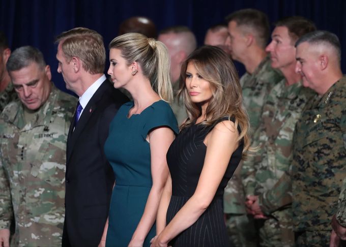 Ivanka Trump und Melania Trump waren beide nicht bei Donalds letzter Veranstaltung zu sehen. Ivanka Trump Melania Trump