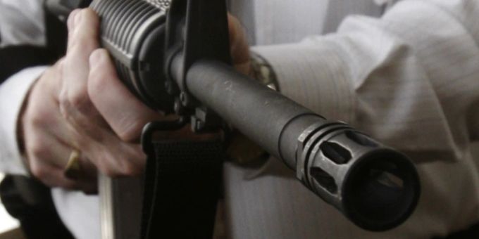 Die USA sind das Land der Waffen. Nirgendwo sonst auf der Welt sterben so viele Zivilisten an Waffengewalt. usa