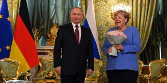 Laut US-Zeitung - So ebnete Merkel den Weg für den Ukraine-Krieg Laut US-Zeitung - So ebnete Merkel den Weg für den Ukraine-Krieg