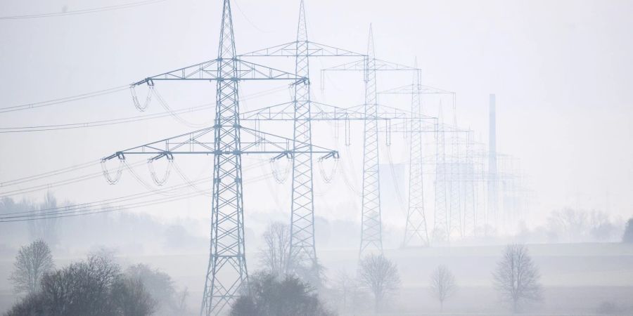 Seit Ende 2022 ist laut Kartellamt eine deutlich vierstellige Zahl an Beschwerden von Bürgern zu den Energiepreisen eingegangen.