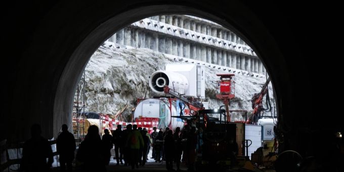 Laut der EFK wurde der Bau des neuen Bahnhofs in Bern unterschätzt. RBS