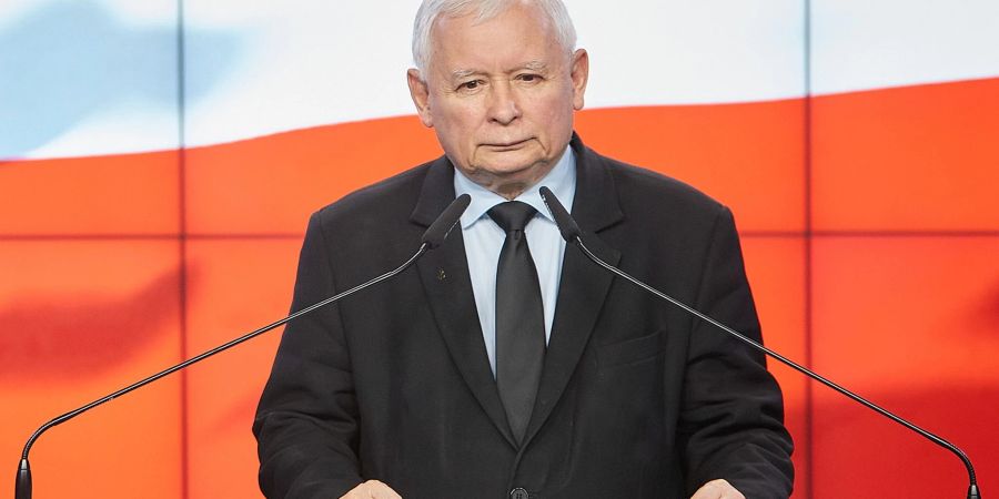 Jaroslaw Kaczynski, Vorsitzender der nationalkonservativen Regierungspartei PiS in Polen: Die Regierung stellt Reparationsforderungen an Deutschland.