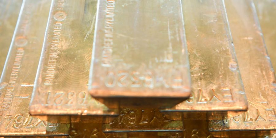 Eine Frau hat bei der Trennung die Goldbarren ihres Noch-Ehemannes mitgehen lassen. Das kostete sie den Anspruch auf Trennungsunterhalt.