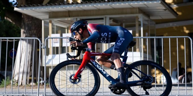 Egan Bernal hatte sich bei seinem Sturz mehr als 20 Knochenbrüche zugezogen. Egan Bernal hatte sich bei seinem Sturz mehr als 20 Knochenbrüche zugezogen.