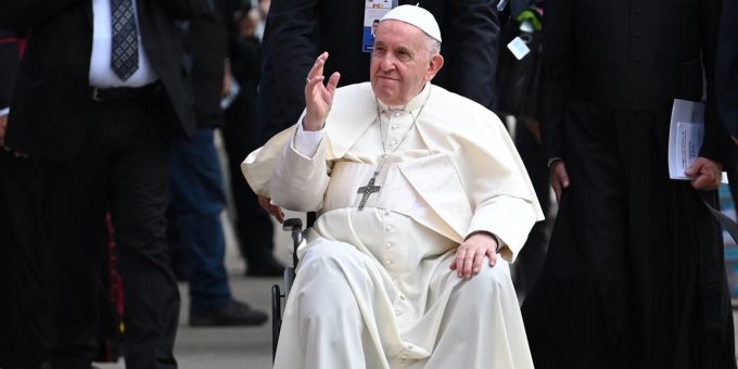 Papst Franziskus, Oberhaupt der römisch-katholischen Kirche. Römisch-katholische Kirche, Papst