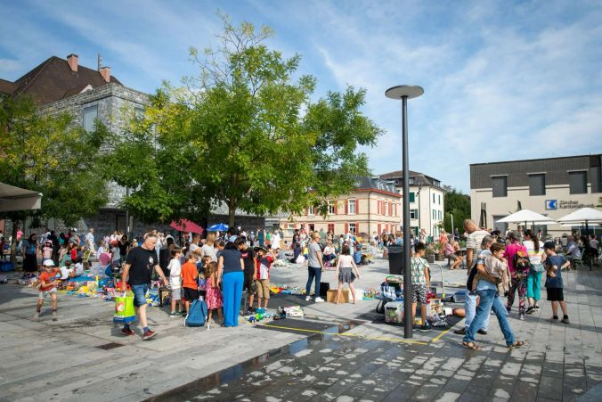 Der Dorfplatz stand ganz im Zeichen der Kinder.