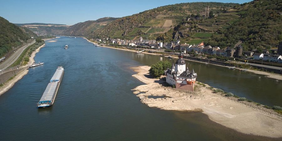 In Kaub wird einer der wichtigsten Bezugspegel für die Rheinschifffahrt am Mittelrhein gemessen.