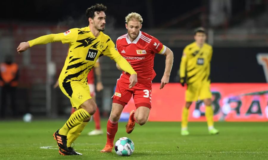 Mats Hummels am Ball an der «Alten Försterei».