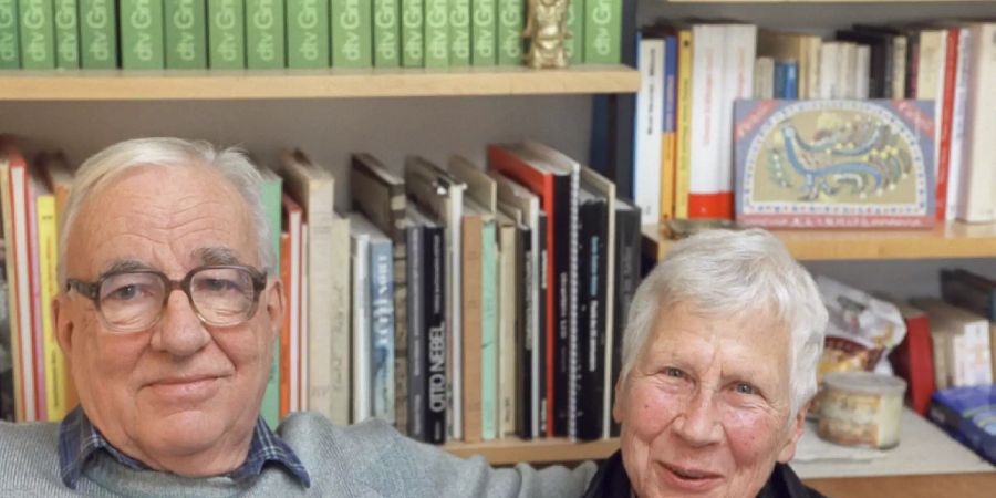 Der Berner Dichter und Theologe Kurt Marti (1921-2017) und seine Frau Hanni haben wohl eine glückliche Ehe geführt. Das zumindest lässt das Langgedicht «Hanni» vermuten, das er nach ihrem Tod schrieb - und das nun in gedruckter Form vorliegt.