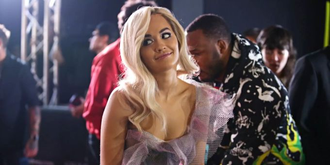 Rita Ora an den ARIA Awards im Jahr 2018. Rita Ora