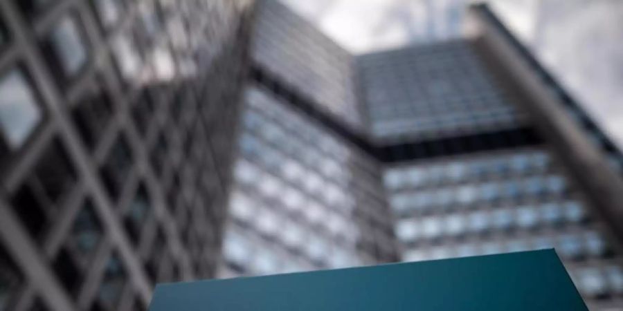 Das bereinigte Nettoergebnis von RWE liegt nach den ersten neun Monaten bei 762 Millionen Euro. Foto: Fabian Strauch/dpa