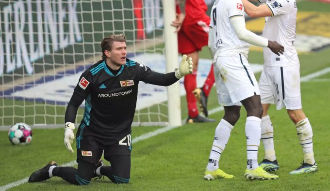 Loris Karius (li.) im Einsatz für Union Berlin. Loris Karius Union Berlin