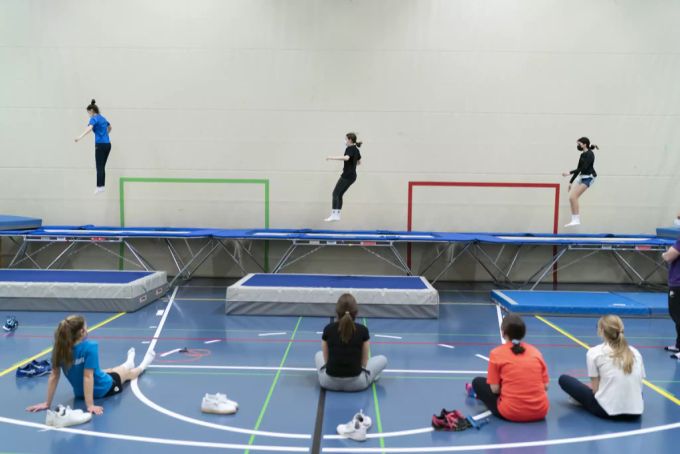 Turnunterricht. Turnen