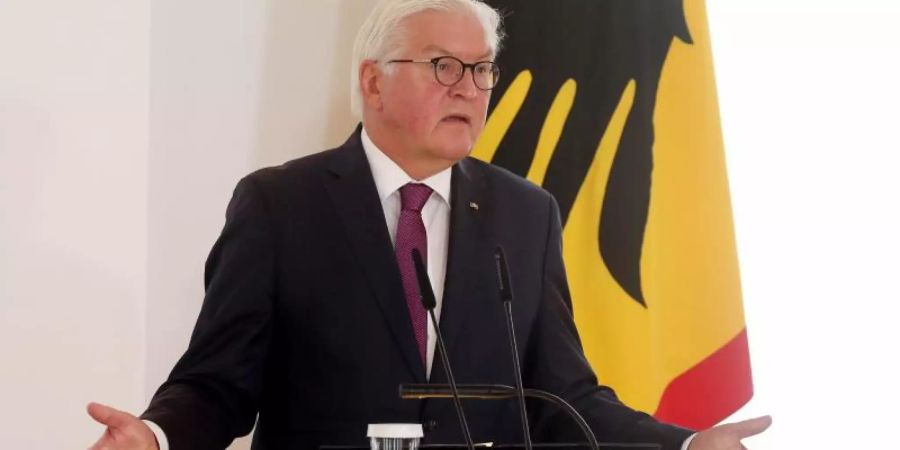 Bundespräsident Frank-Walter Steinmeier im Schloss Bellevue. Foto: Wolfgang Kumm/dpa