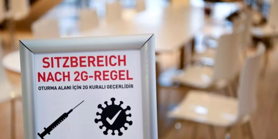 Die in Baden-Württemberg geltenden Beschränkungen für Ungeimpfte bleiben bestehen.