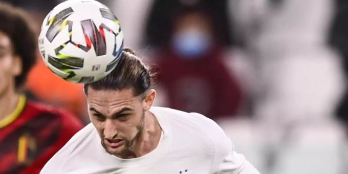 Hat sich mit dem Cornavirus infiziert: Frankreichs Adrien Rabiot in Aktion. Frankreich