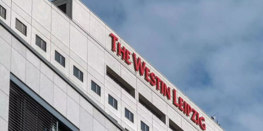 Hotel Westin Leipzig: Der Staatsanwaltschaft Leipzig liegen mehrere Anzeigen zu dem Vorfall vor - auch von dem beschuldigten Hotelmitarbeiter wegen Verleumdung. Foto: Hendrik Schmidt/dpa