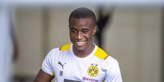BVB-Juwel Moukoko ist der jüngste eingesetzte Spieler der Bundesliga. Bundesliga