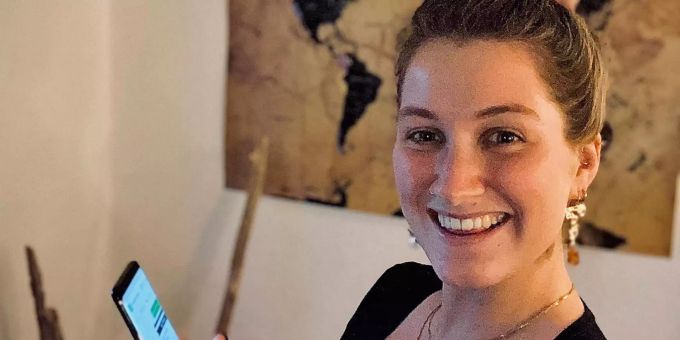«Bei der ersten Auszahlung wurden mir gleich am nächsten Tag 512 Franken auf mein Bankkonto überwiesen», erzählt Helen, Rabattcorner Nutzerin seit 2019. Rabattcorner