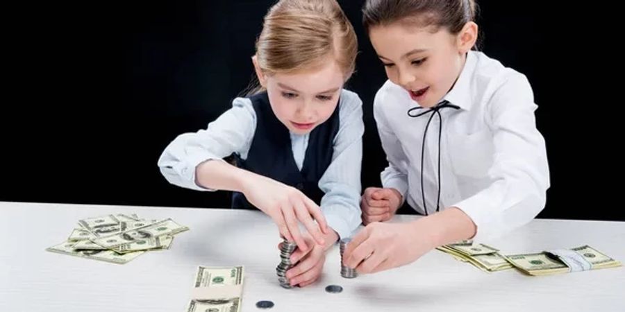 Kinder Spielgeld