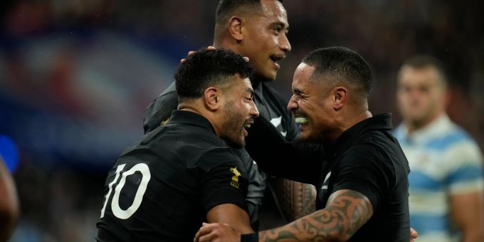 Die Neuseeländer setzen sich deutlich gegen Argentinien durch. rugby wm neuseeland argentinien