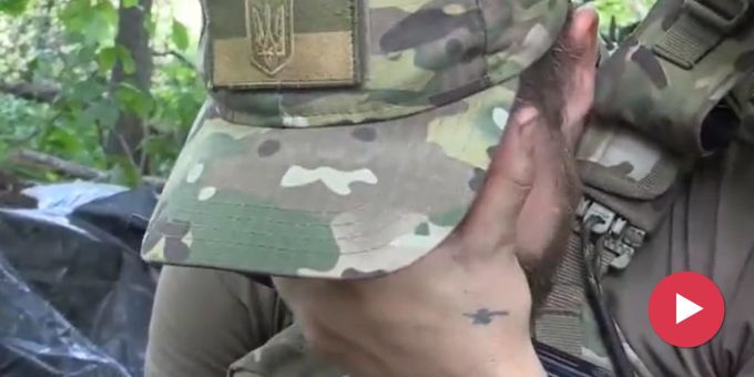 «Meine Tochter» - Ukraine-Soldat bricht in Interview in Tränen aus