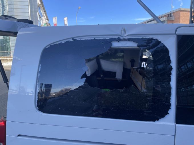 Sachschaden an Auto.