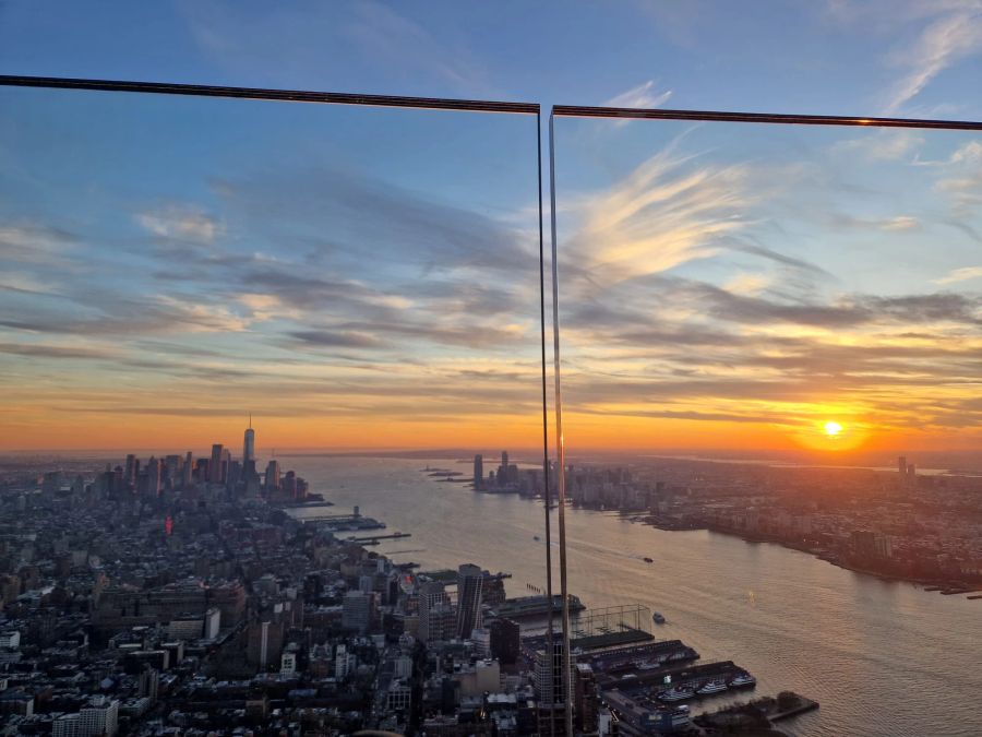 Wer diese Aussicht vom neuen Hochhaus «Edge» bewundern will, zahlt rund 48 Dollar.