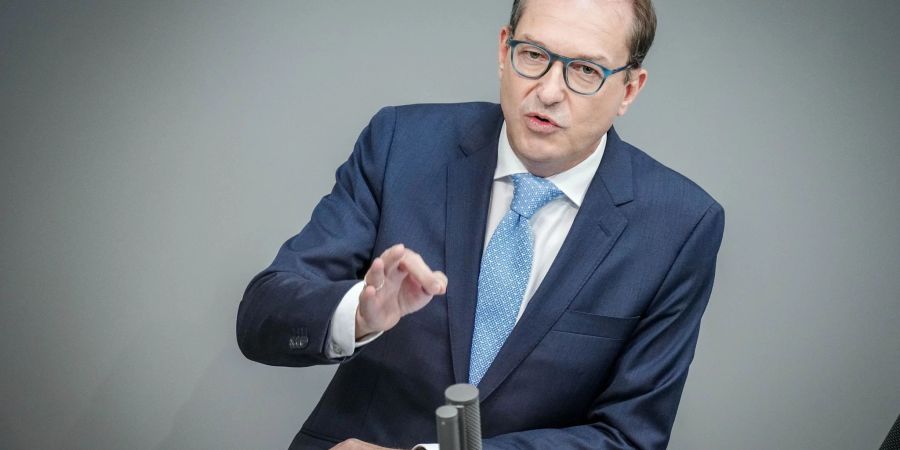 Alexander Dobrindt will Bannmeilen einrichten lassen.