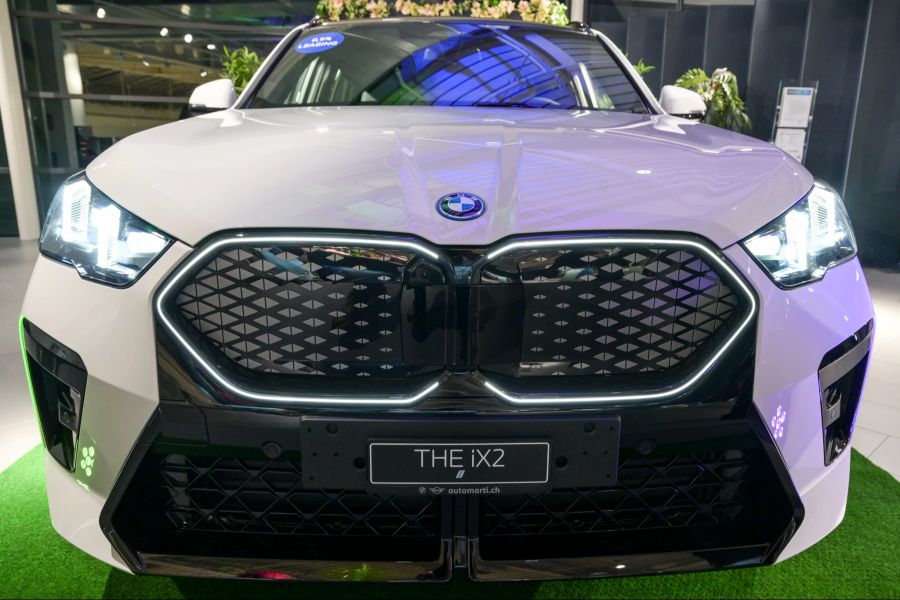 Der BMW iX2.