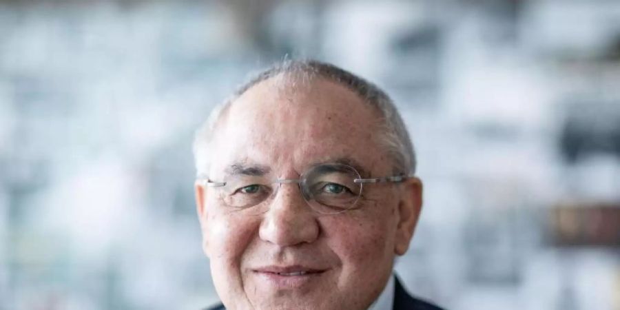 HSV-Legende Felix Magath glaubt weiter an den Aufstieg seiner Hamburger. Foto: Kay Nietfeld/dpa