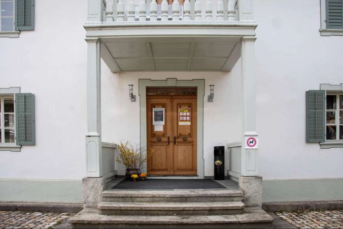 Eingang zum Museum Schneggli.