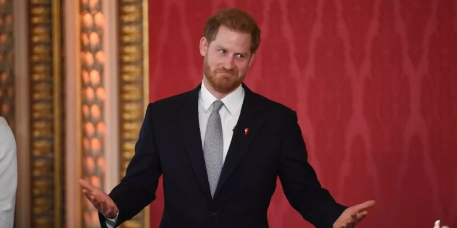 Prinz Harry bei der Auslosung des Rugby-Weltcups