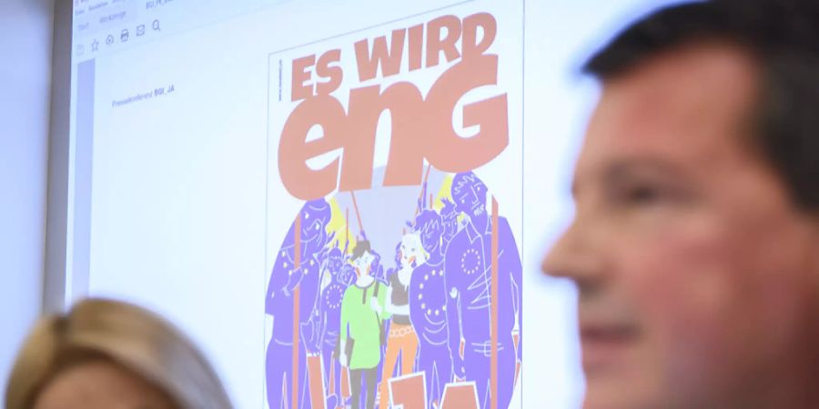 Aus Sicht der Aktion für eine unabhängige und neutrale Schweiz (Auns) wird es in der Schweiz wegen der Zuwanderung eng. Sie hat am Donnerstag den Abstimmungskampf für die Begrenzungsinitiative lanciert.