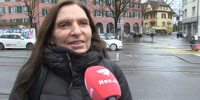 «Hysterie» - Schweizer haben trotz Toten keine Angst vor Coronavirus