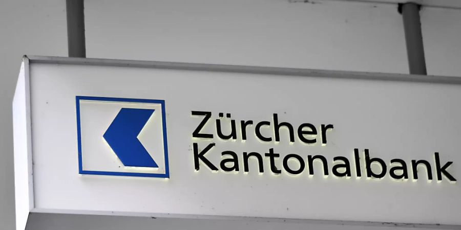 Die Schweizer Banken wie beispielsweise die ZKB haben bereits Covid-19-Kredite mit einem Volumen von rund 14,3 Milliarden Franken vergeben. Damit sind bereits rund 70 Prozent des Kreditrahmens ausgeschöpft. (Archiv)