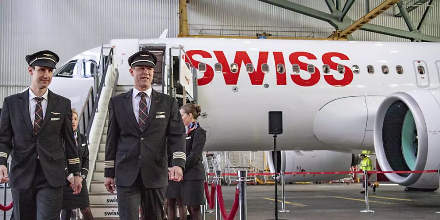 Das neue Swiss Flugzeug beim Empfang anlässlich der Flugzeug Taufe des ersten Airbus A320neo. (Archiv)