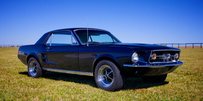 Ford Mustang, Oldtimer, schwarz, Muscle Car