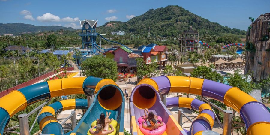 Im thailändischen Phuket öffnet am 22. Mai der Wasserpark Andamanda Phuket. Auf rund neun Hektar Fläche befinden sich unter anderem 36 Rutschen und ein 10.000 Quadratmeter grosses Wellenbad.