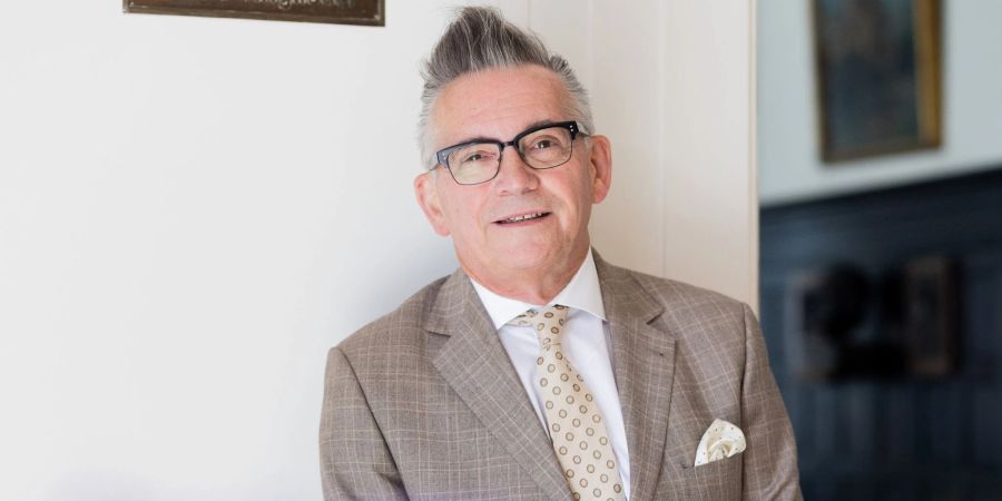 An Ruhestand denkt Götz Alsmann auch mit 65 nicht - dazu liebt er Musik und Unterhaltung viel zu sehr.