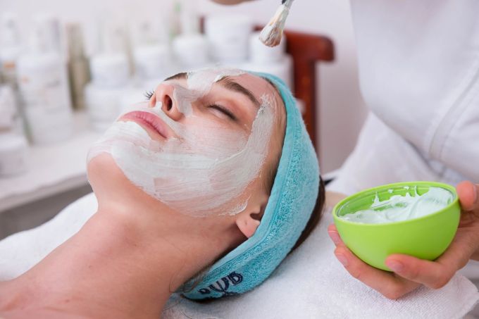 Fermentierte Kosmetik soll besonders wirkungsvoll sein. Gesichtsmaske