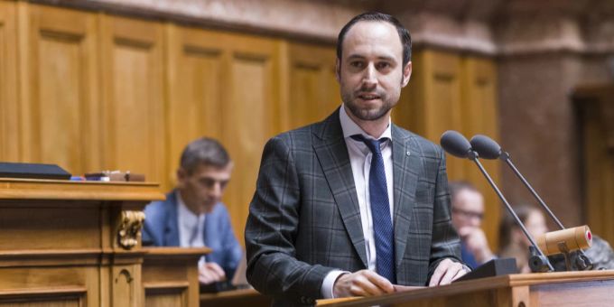 FDP-Nationalrat Christian Wasserfallen an der Herbstsession 2019. FDP AKW Taxonomie EU